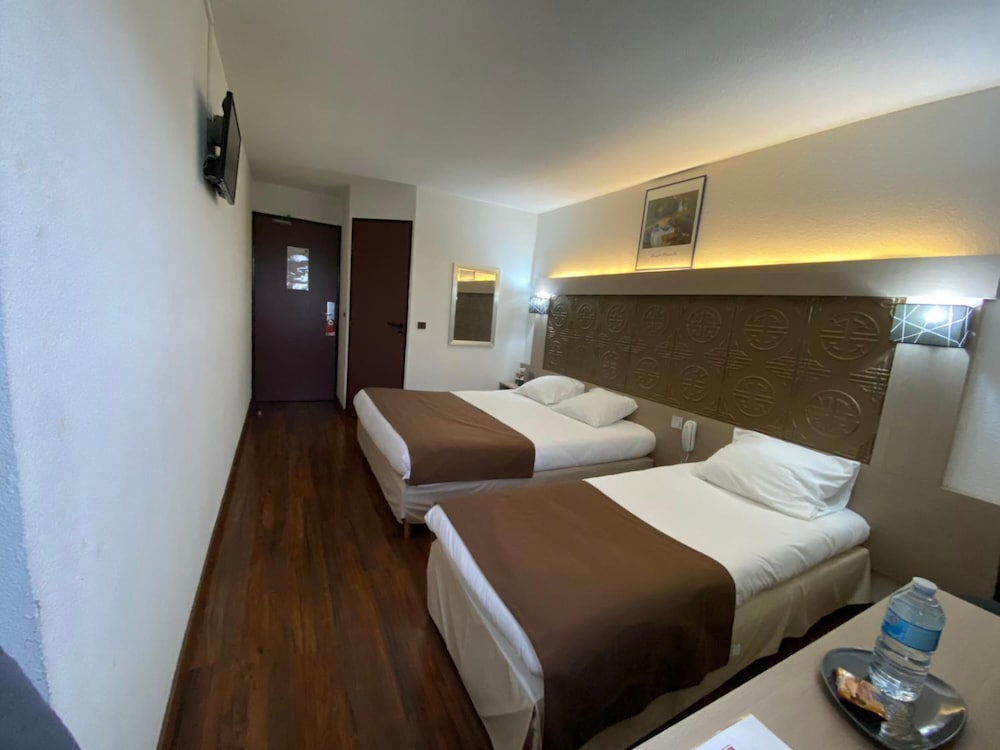 Kimotel 17/53