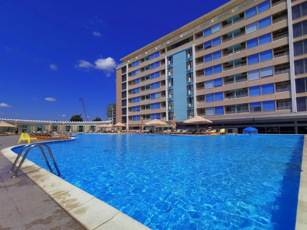 Phoenicia Royal 45/50