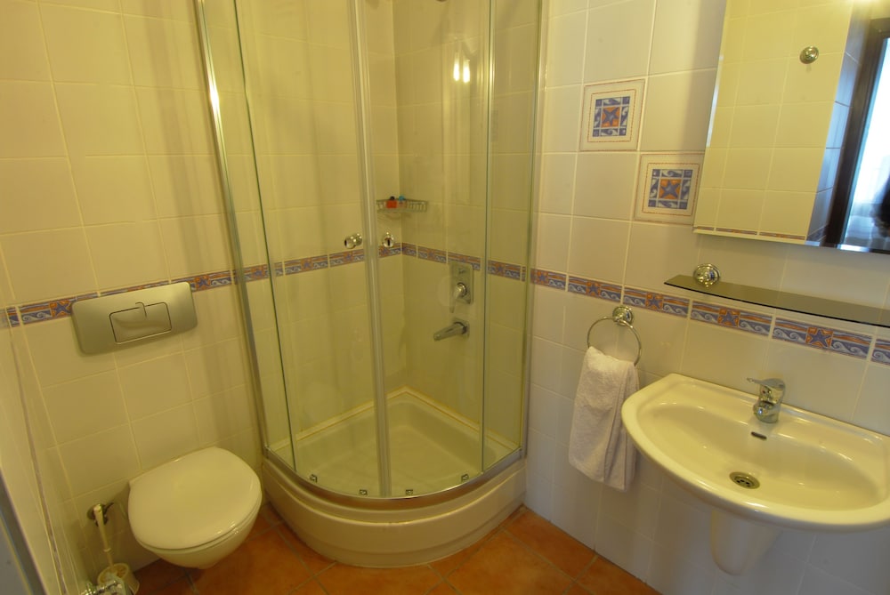 Villa Danlin Hotel 44/44