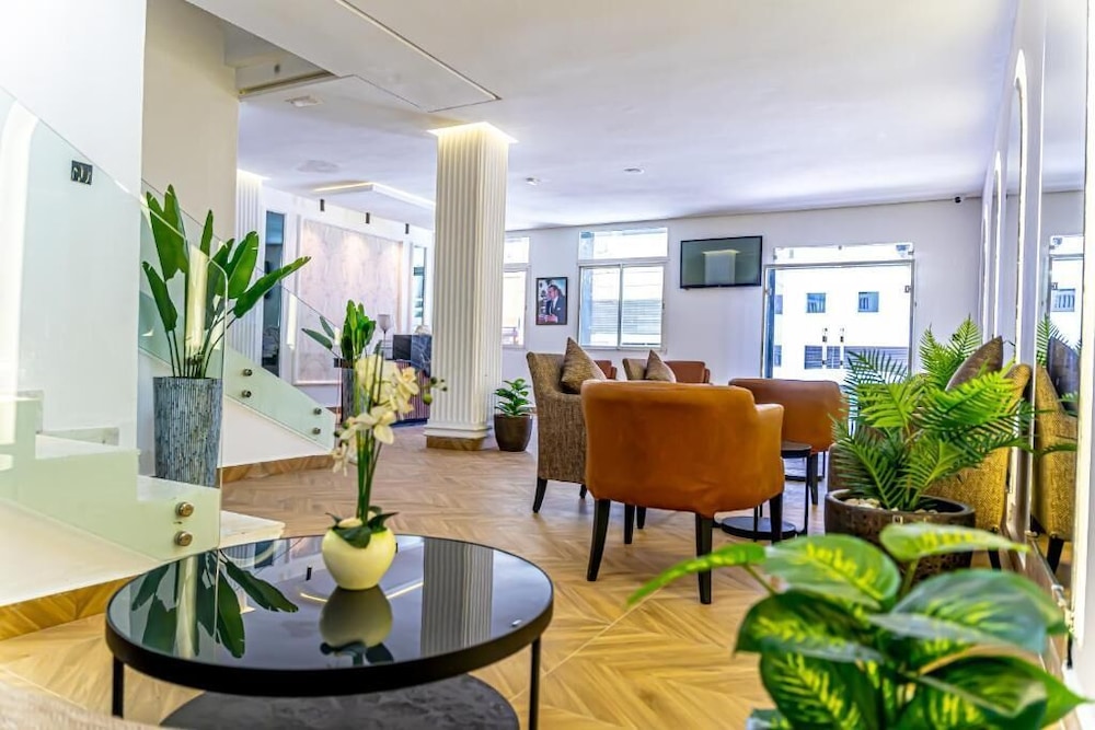 Hotel Les Ambassadeurs 26/35