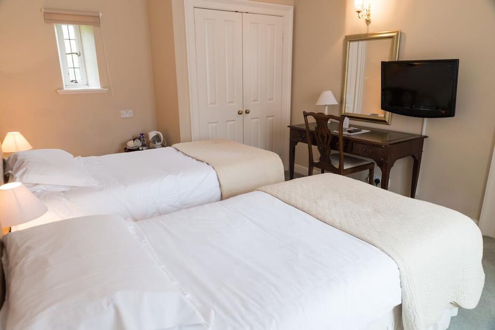Guyers House Hotel 8/33