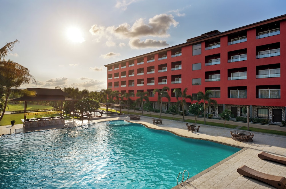 Saya Grand Resort & Spa Thane photo5