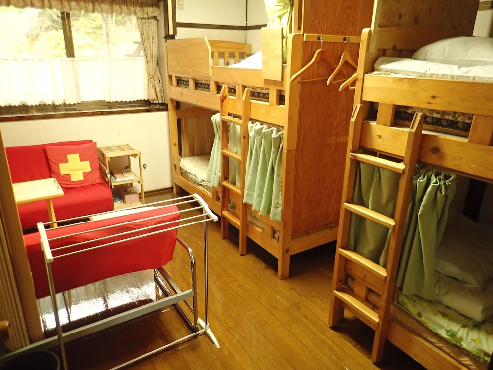 Yufuin Country Road Youth Hostel 34/56