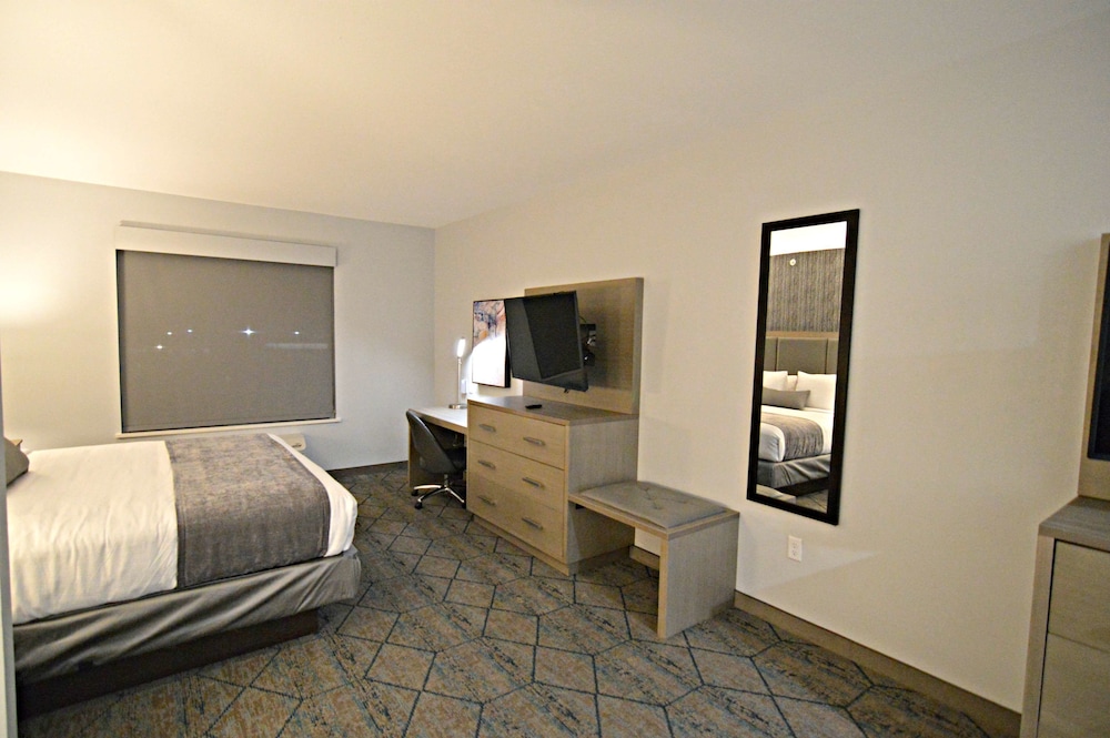 Best Western Plus Executive Residency Oklahoma City I 35 4/28