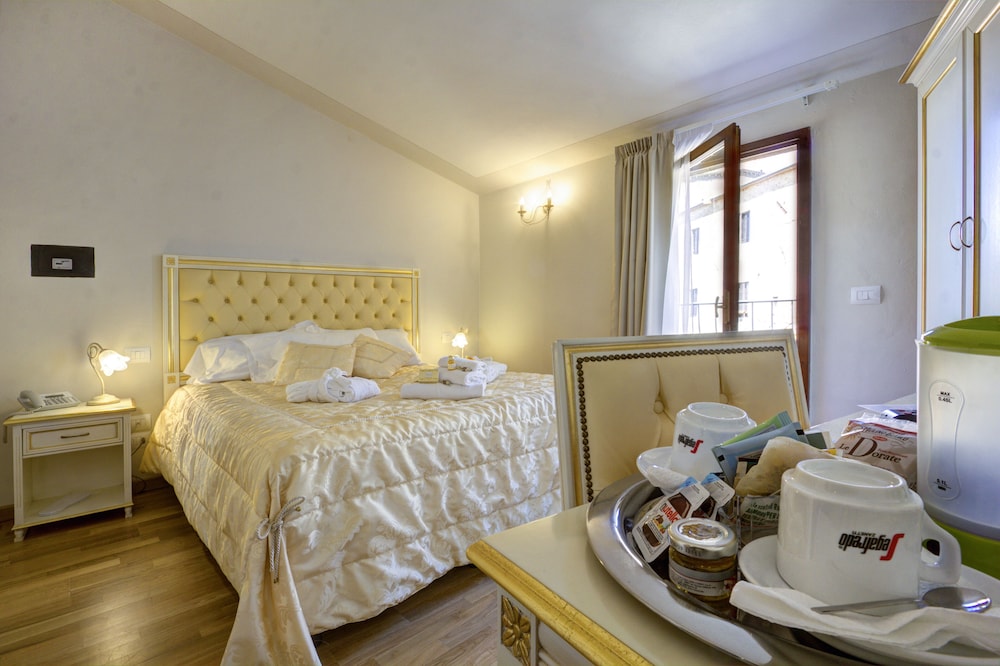 Hotel Volterra In 27/65