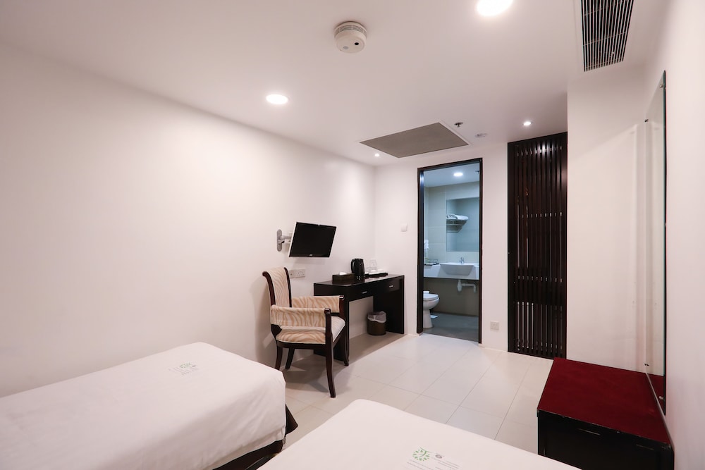 Rest Bugis Hotel 45/73
