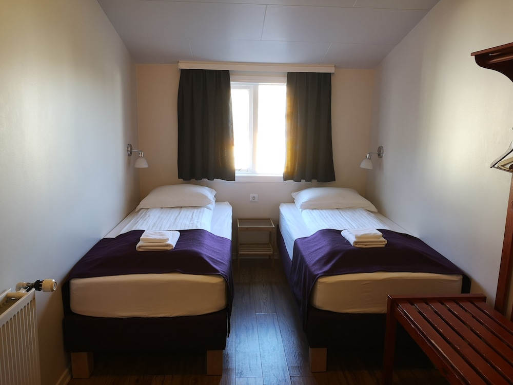 Puffin Hotel Vik 29/33