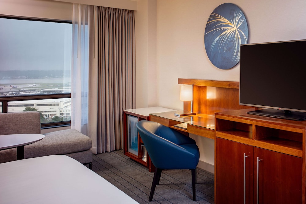 Hyatt Regency Crystal City 61/70
