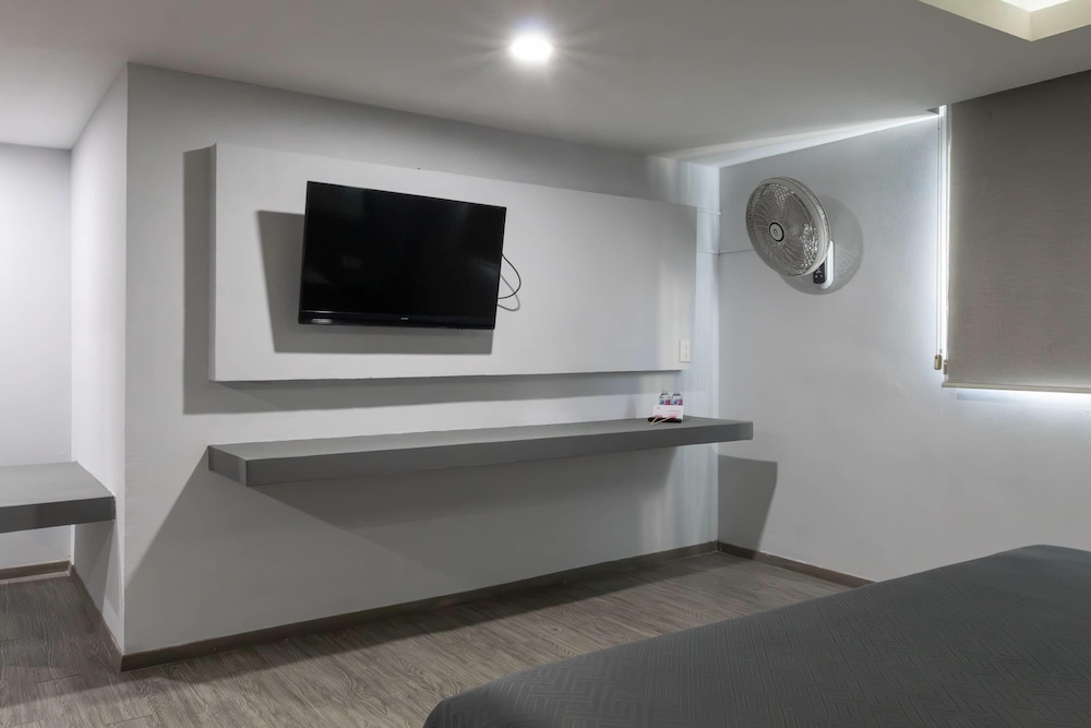 Hotel MX congreso CDMX, Trademark Collection by Wyndham 39/48