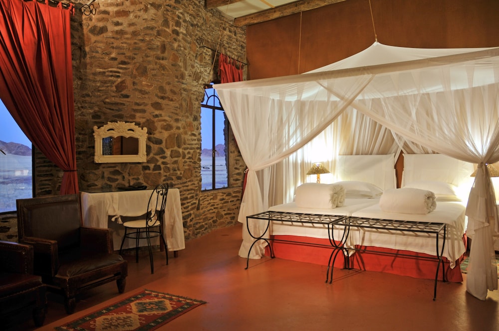 Le Mirage Desert Lodge Spa 10/50