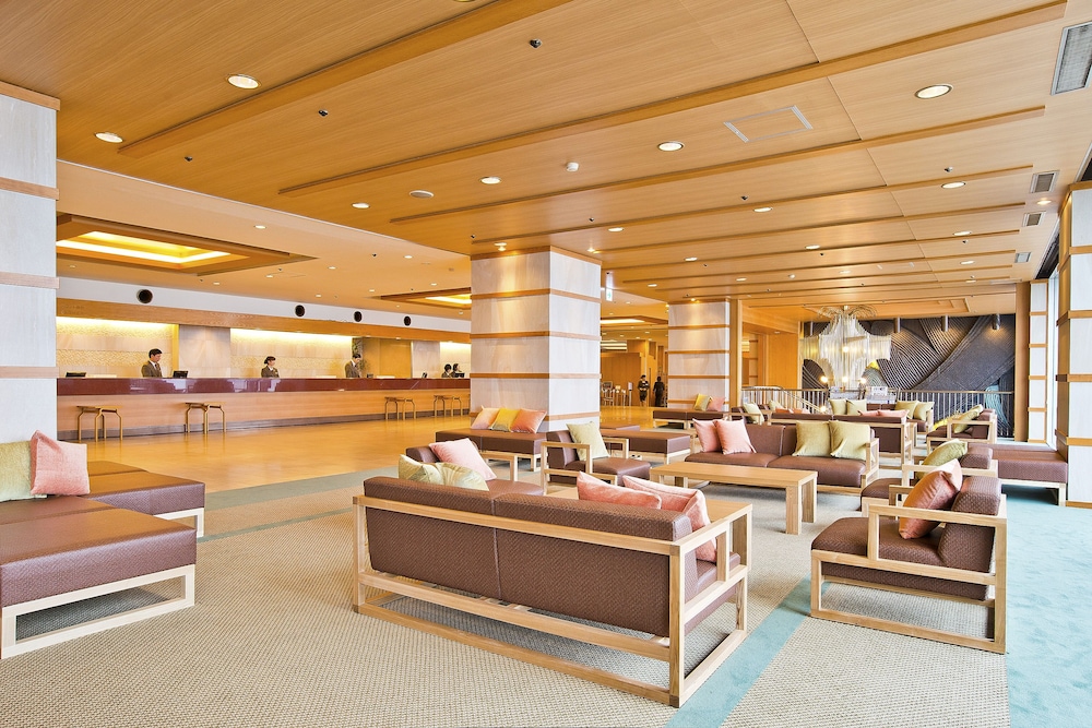 Suginoi Hotel 64/76