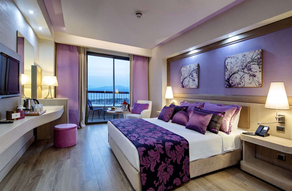 Euphoria Aegean Resort and Spa All Inclusive 11/39
