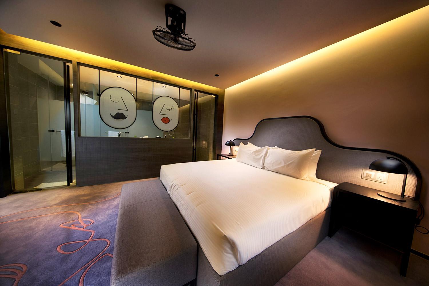Skyline, Suite