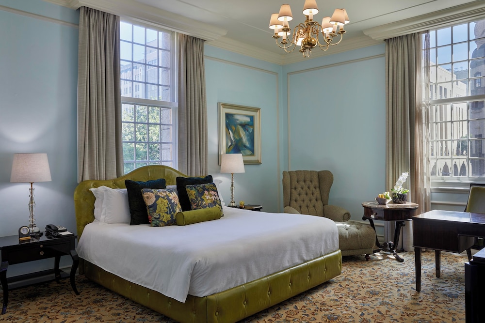 1 BEDROOM, HERITAGE, SUITE, CITY VIEW