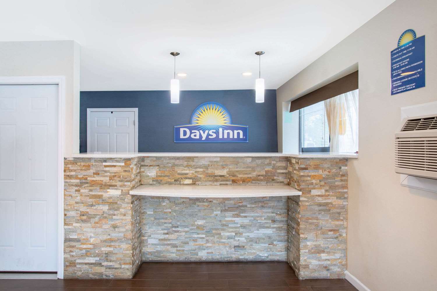Days Inn by Wyndham Elmsford / White Plains 1/22