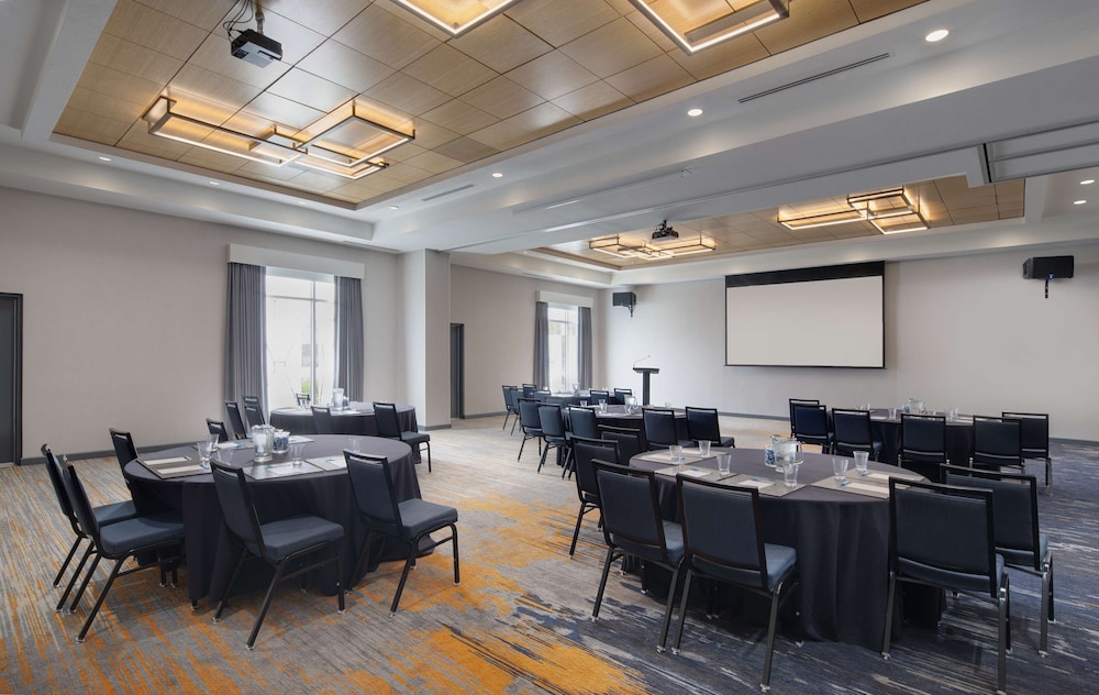 HYATT house San Jose/Silicon Valley 53/61