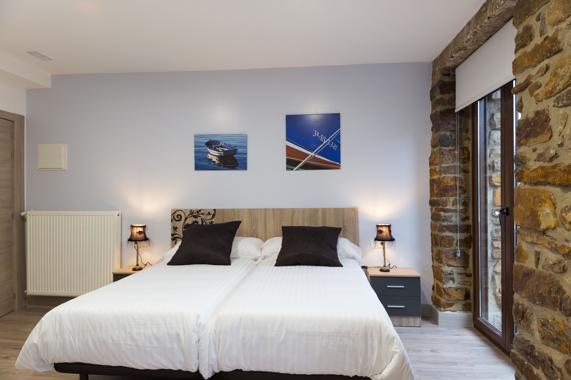ROOM, TRIPLE, BALCONY