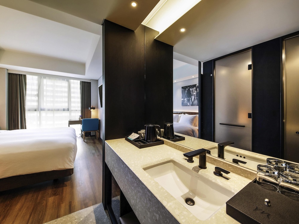 Mercure Ambassador Seoul Hongdae 72/72