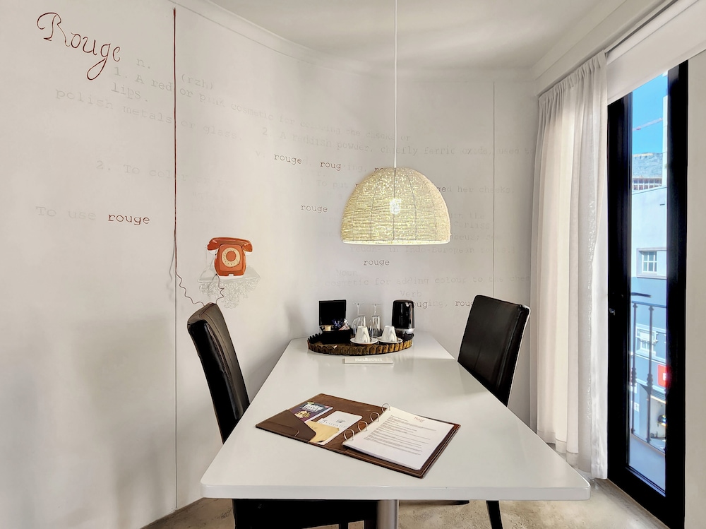 Rouge On Rose Boutique Hotel 34/49