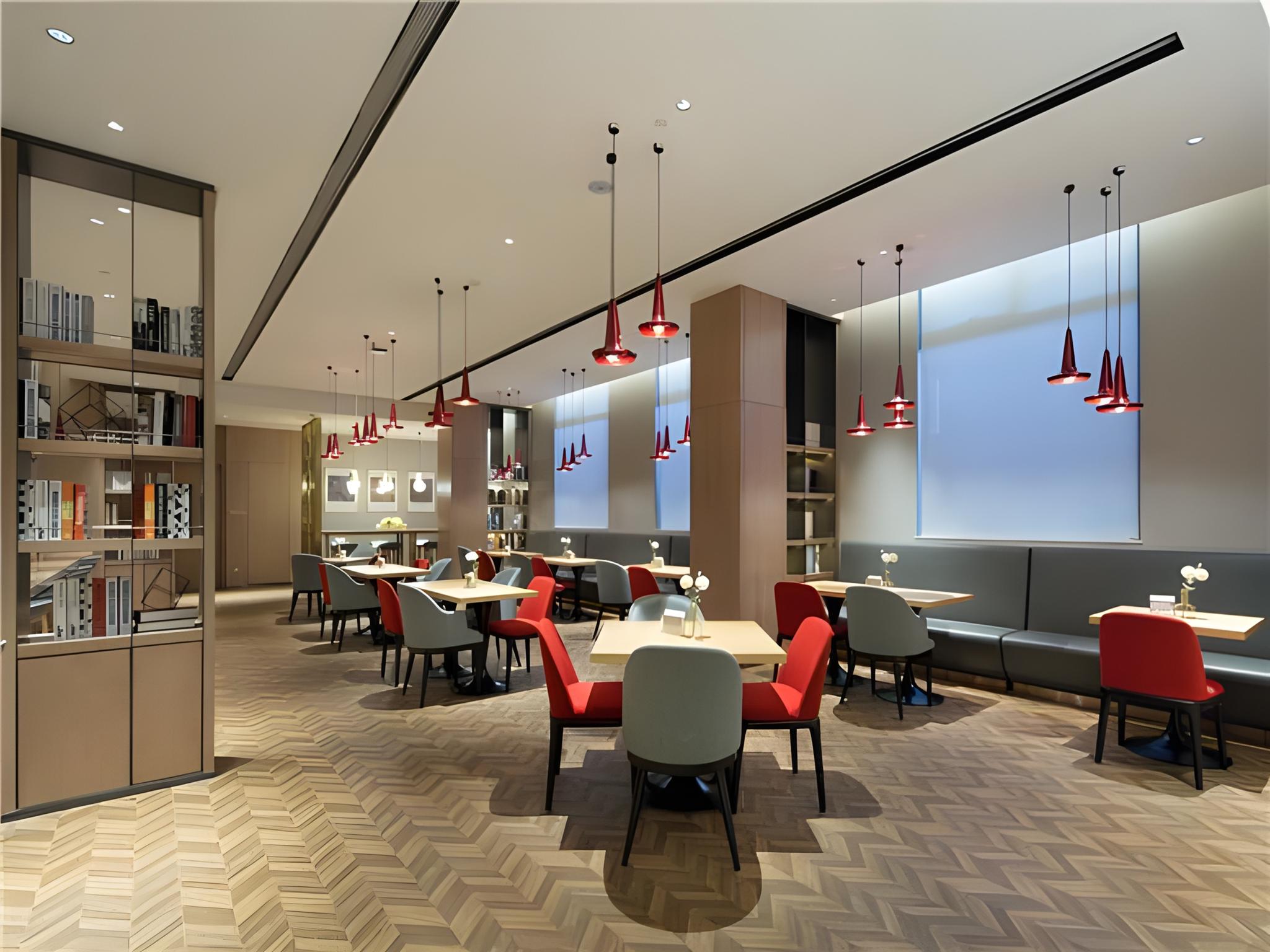 Borrman hotel (Shanghai Hongqiao Railway Station National Exhibition Center Shop) 21/35
