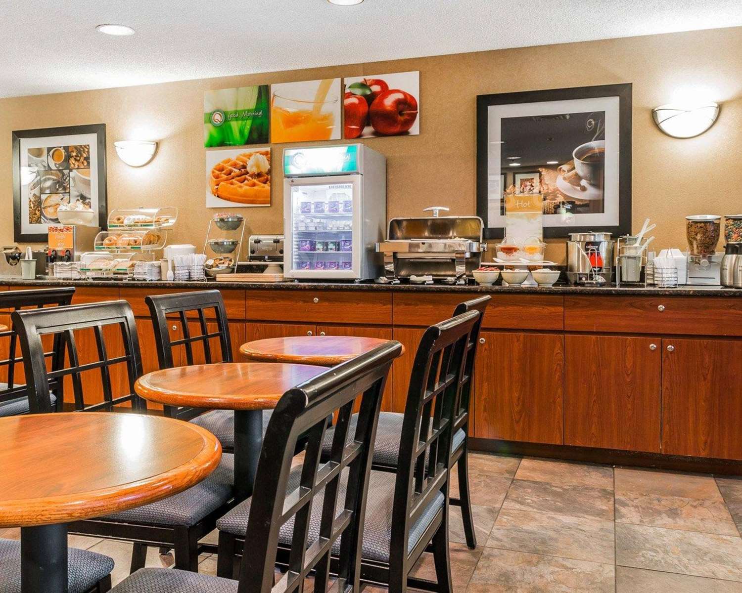 Quality Inn Auburn Hills - Detroit North 32/43