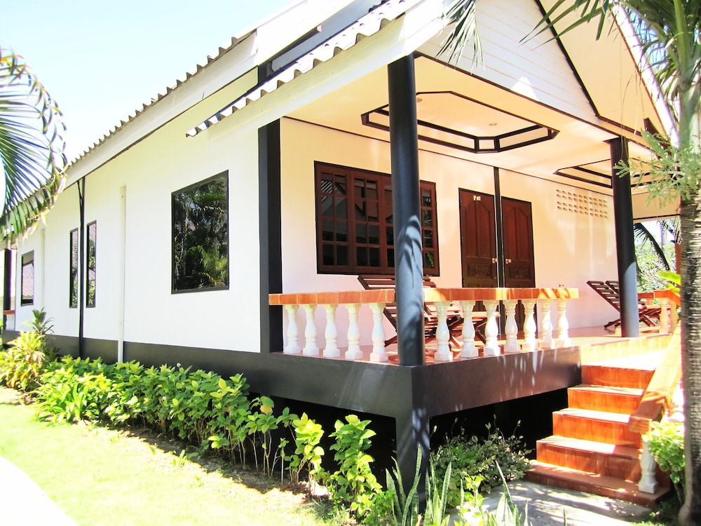 LANTA IL MARE BEACH RESORT 5/73