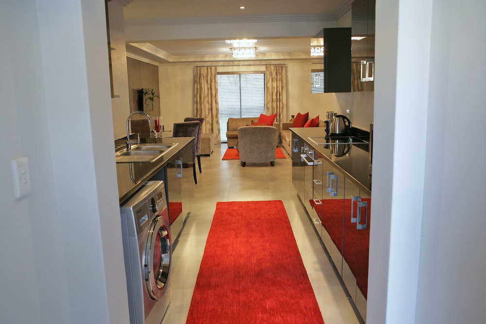 Villa Moyal 25/67