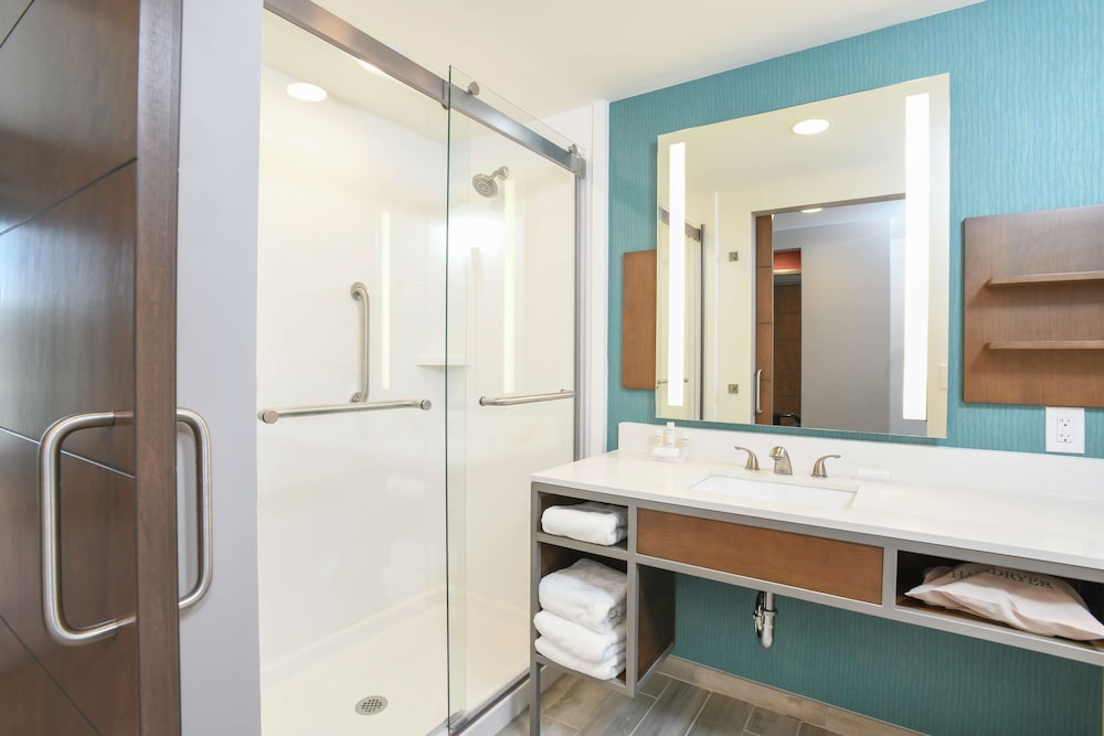Hilton Garden Inn Cincinnati Midtown 16/58