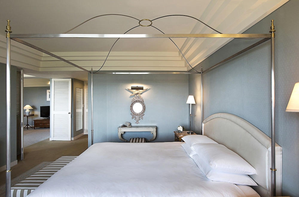 The Shilla Jeju 17/77