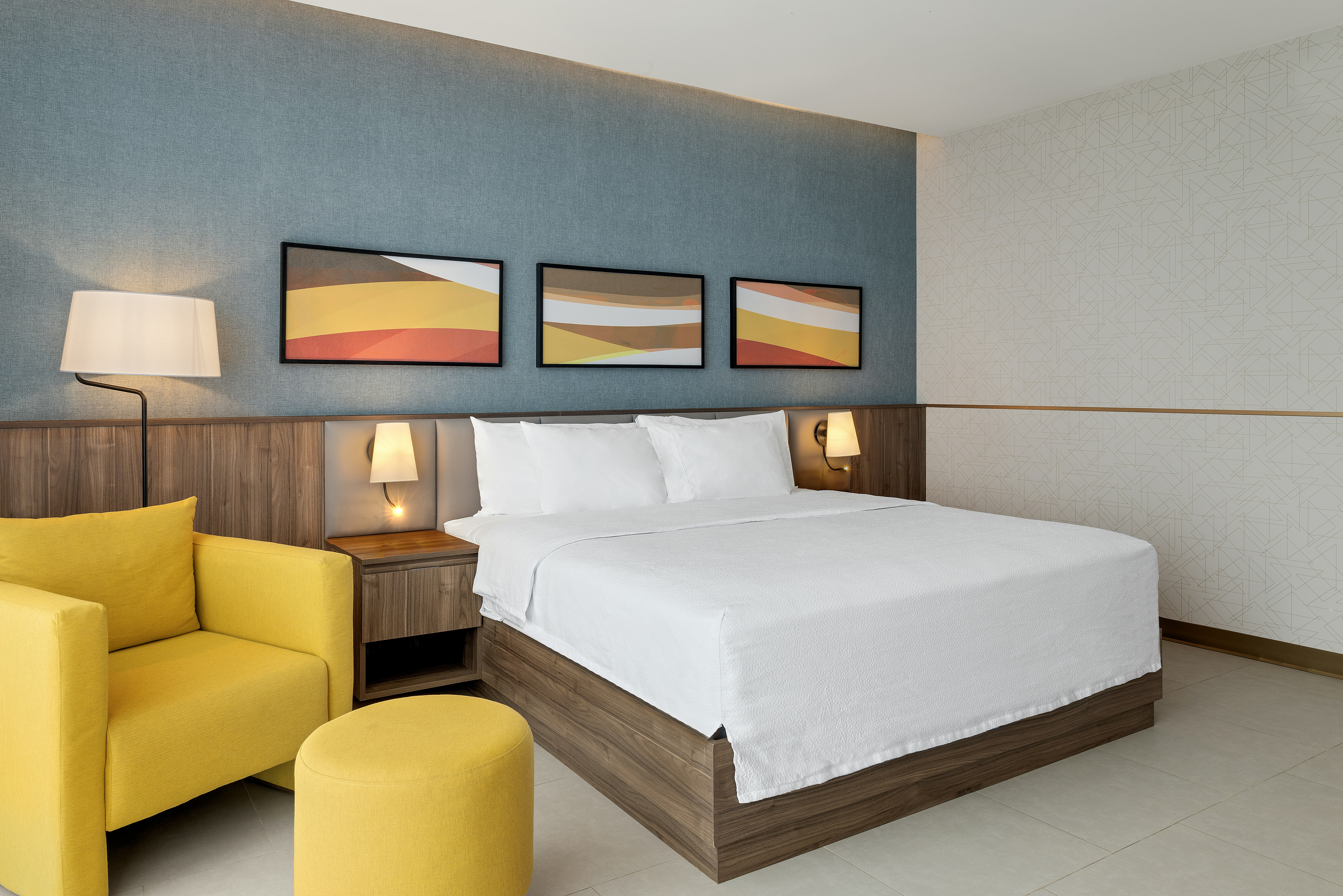 ROOM, KING BED, ACCESSIBLE