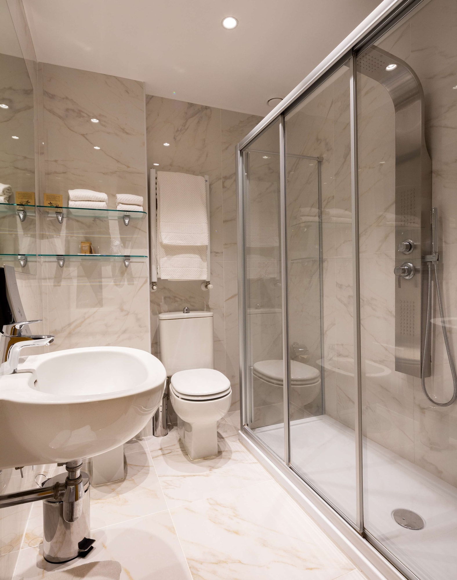 Green, Standard, King Bed، Best Western Air Hotel Linate 7/8