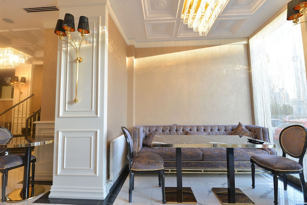 Santra Hotel 27/33