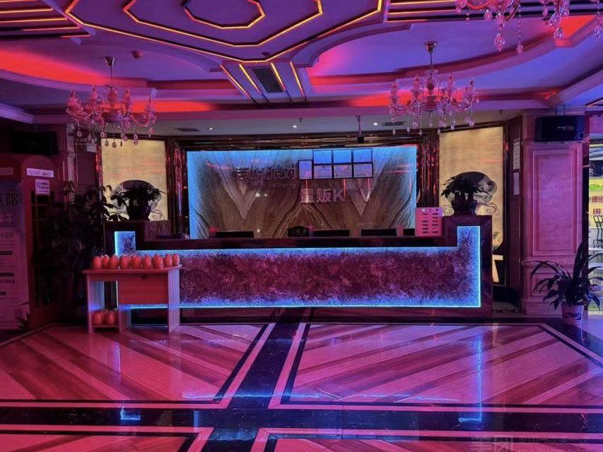 Vienna Hotel (Shenzhen Shiyan Shilong Community) 8/49