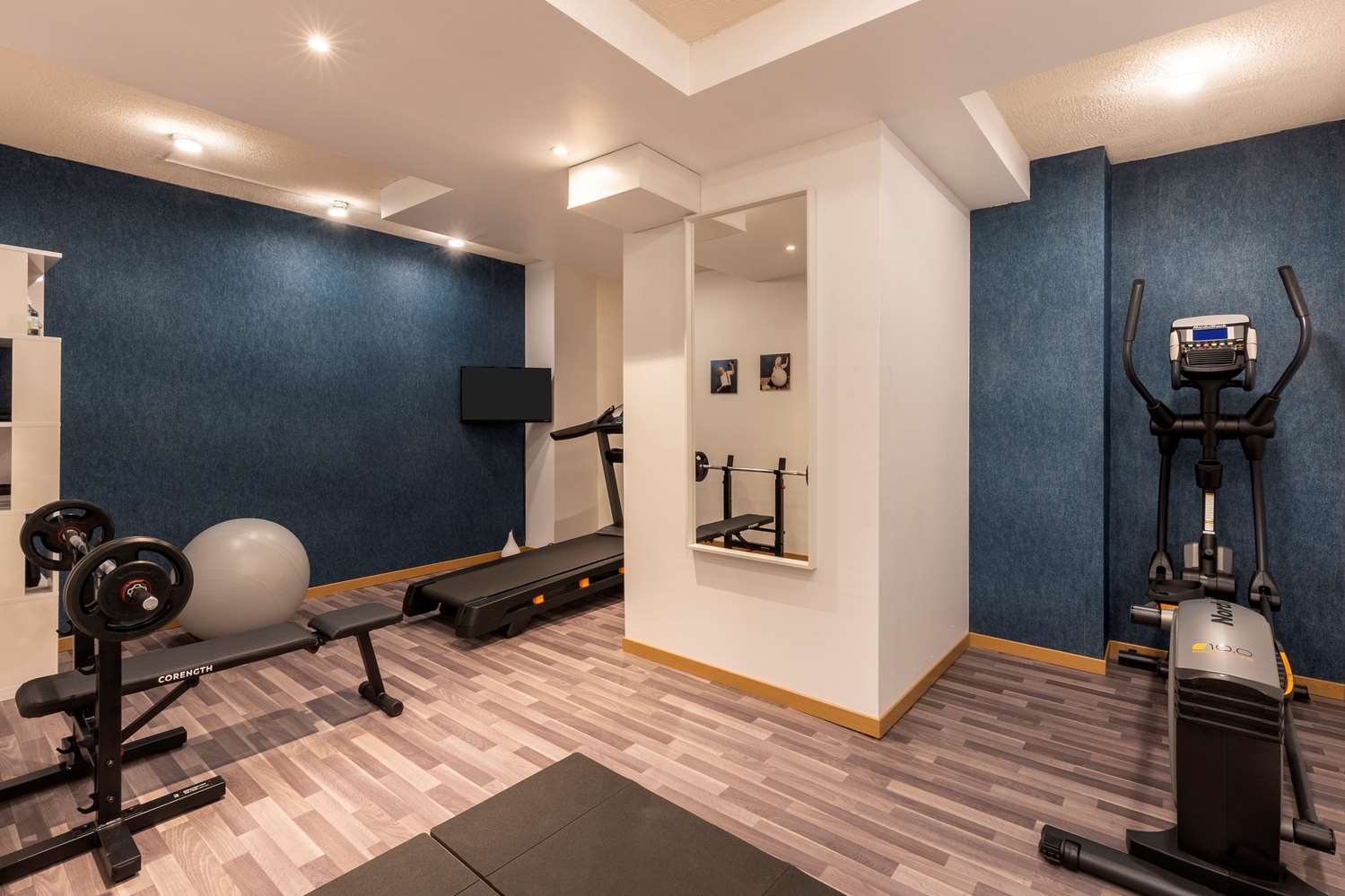 Best Western Plus Thionville Centre 12/25