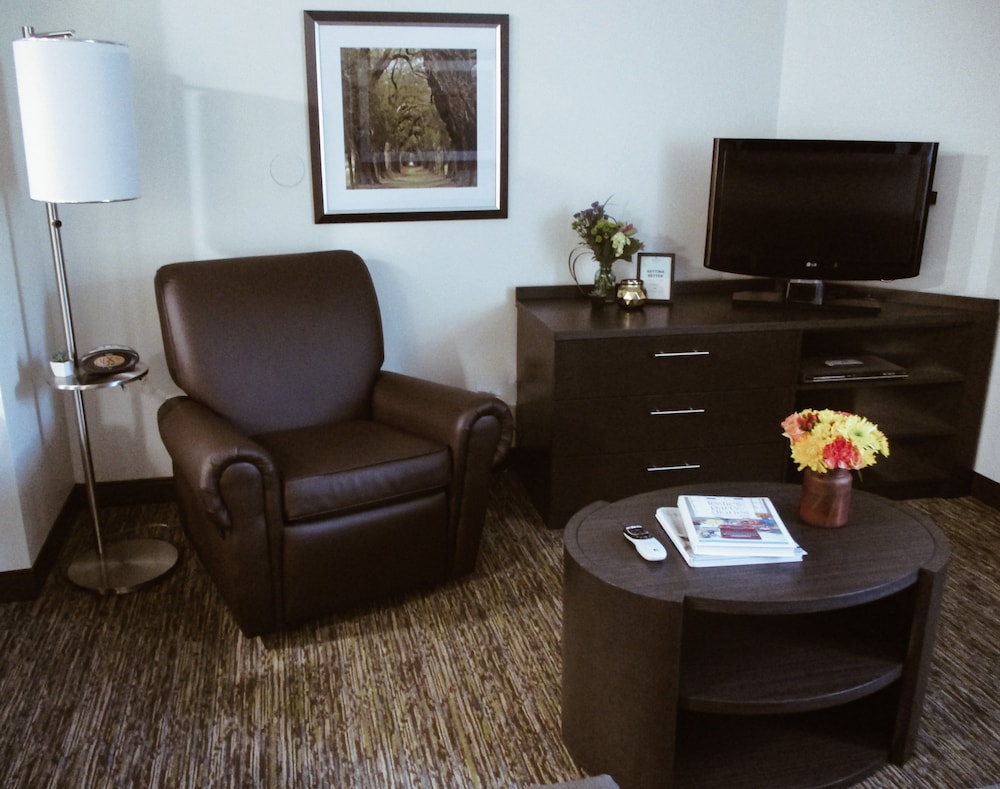 Candlewood Suites Alabaster 36/50