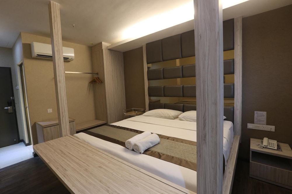 Kota Heritage Hotel 8/41