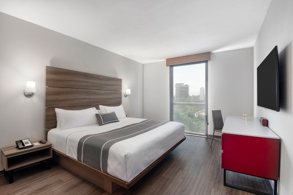 City Express Plus by Marriott Ciudad de Mexico Insurgentes Sur 12/49