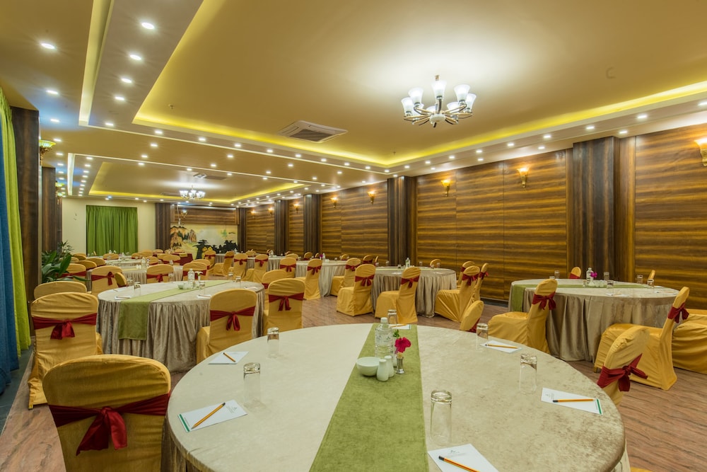 Aagantuk Resort 60/75