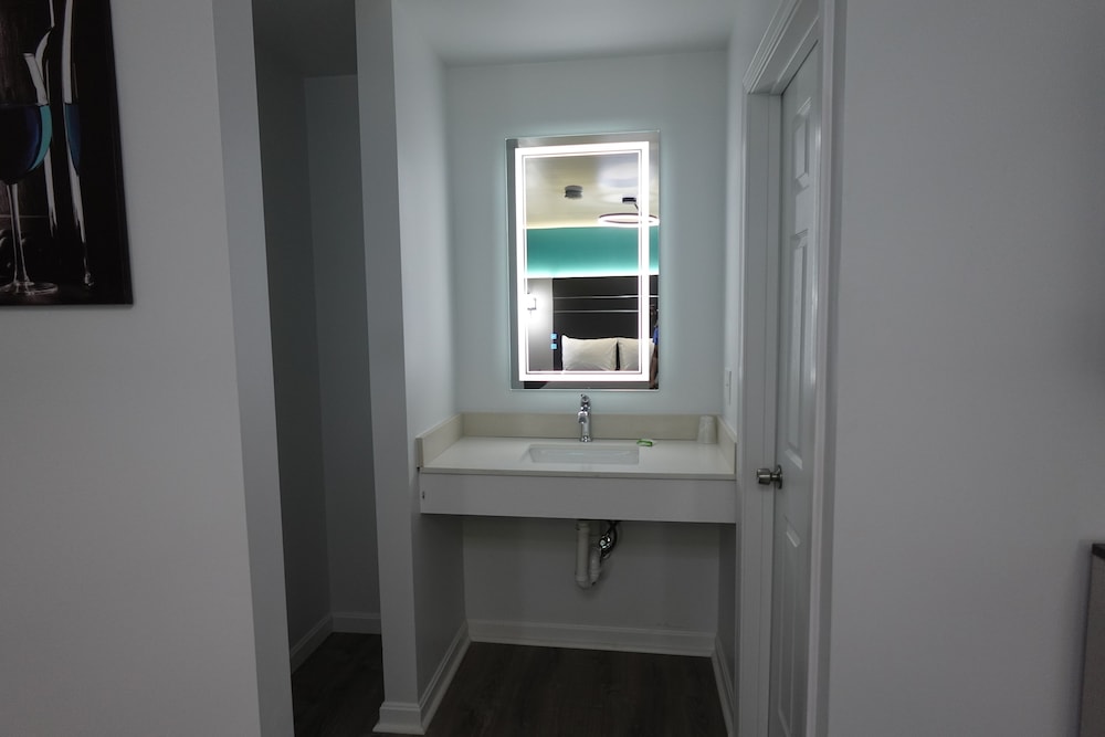 Budget Inn North Kingstown 28/29