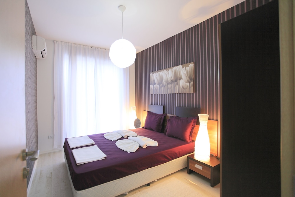 1 BEDROOM, APARTMENT