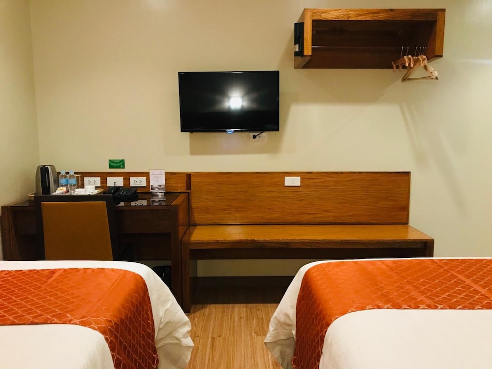 Coron Soleil Express Hotel 28/65