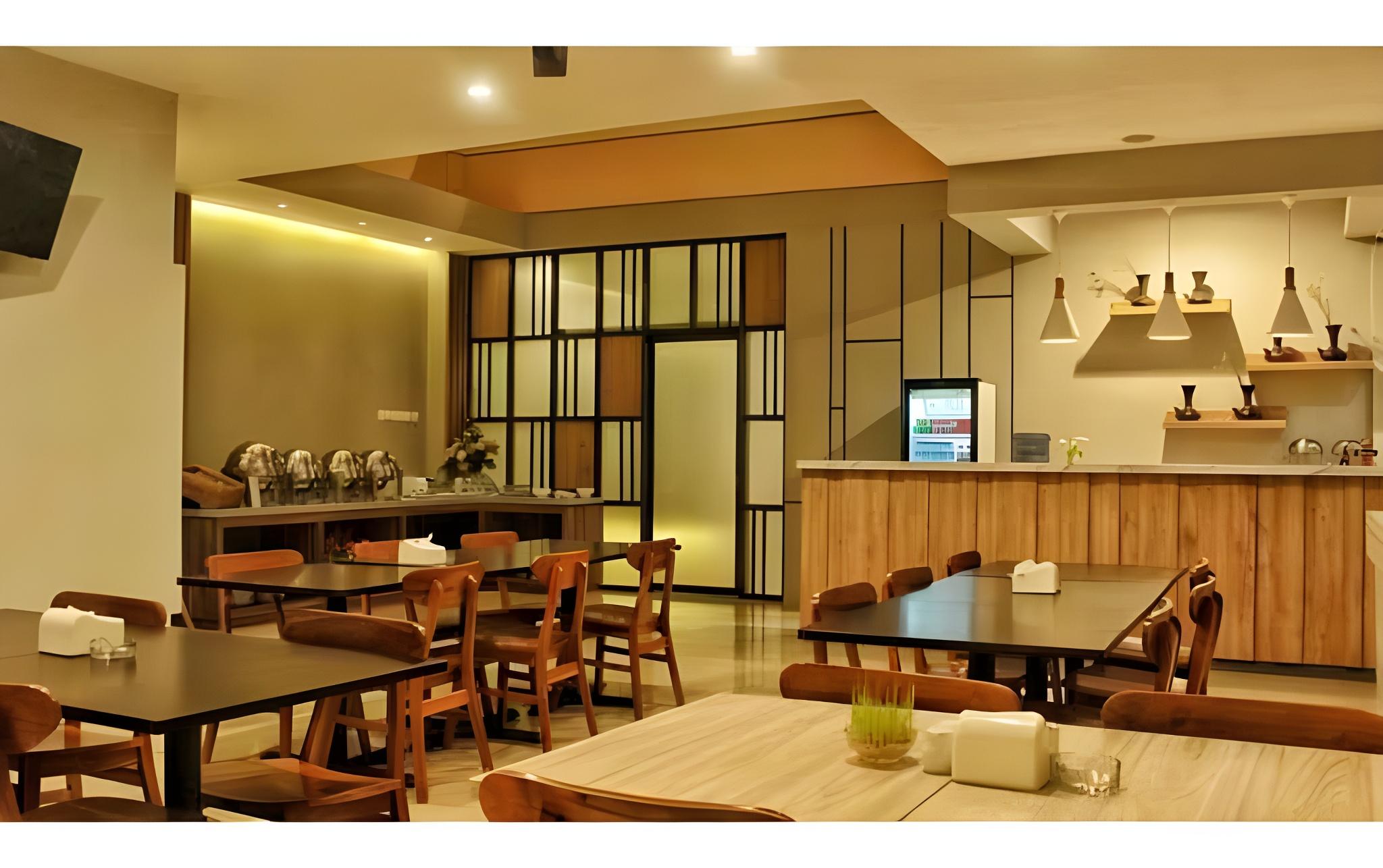 M HOTEL 57/70