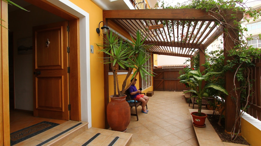 Kiras Boutique Hotel 10/71