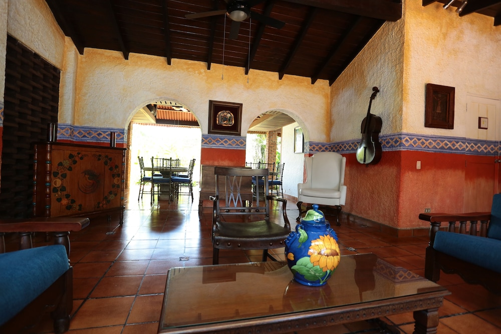 Hotel Casa Colonial 43/50