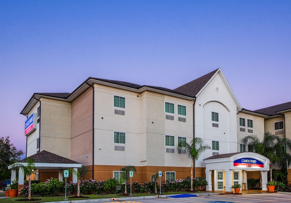 Candlewood Suites Lake Jackson Clute 9/60