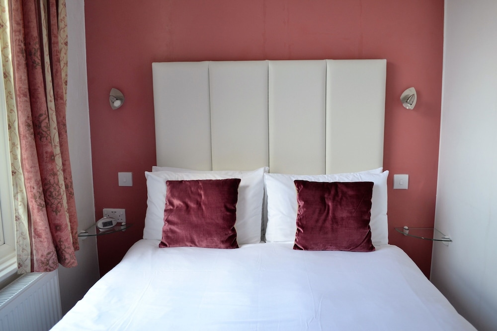 Carrington Guest House 25/50