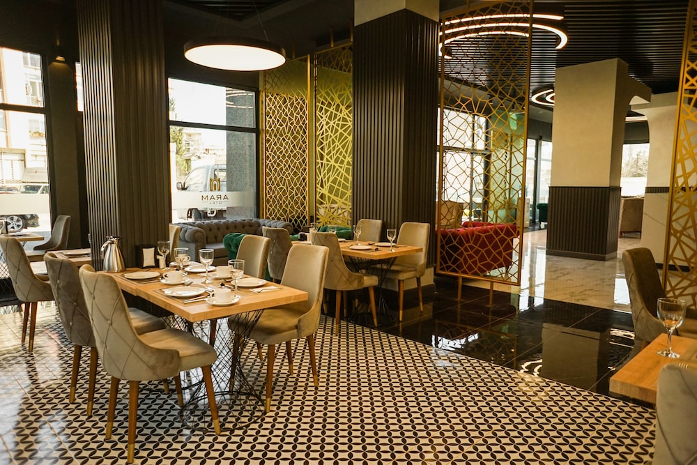 Aram Otel 23/25