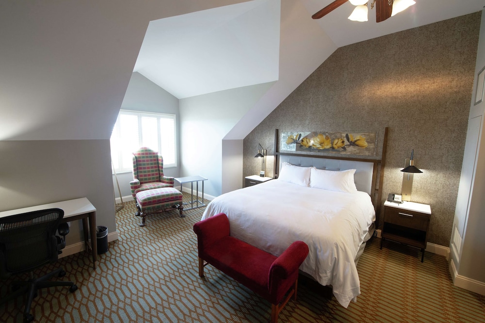 Virginia Crossings Hotel Conference Center 3/41