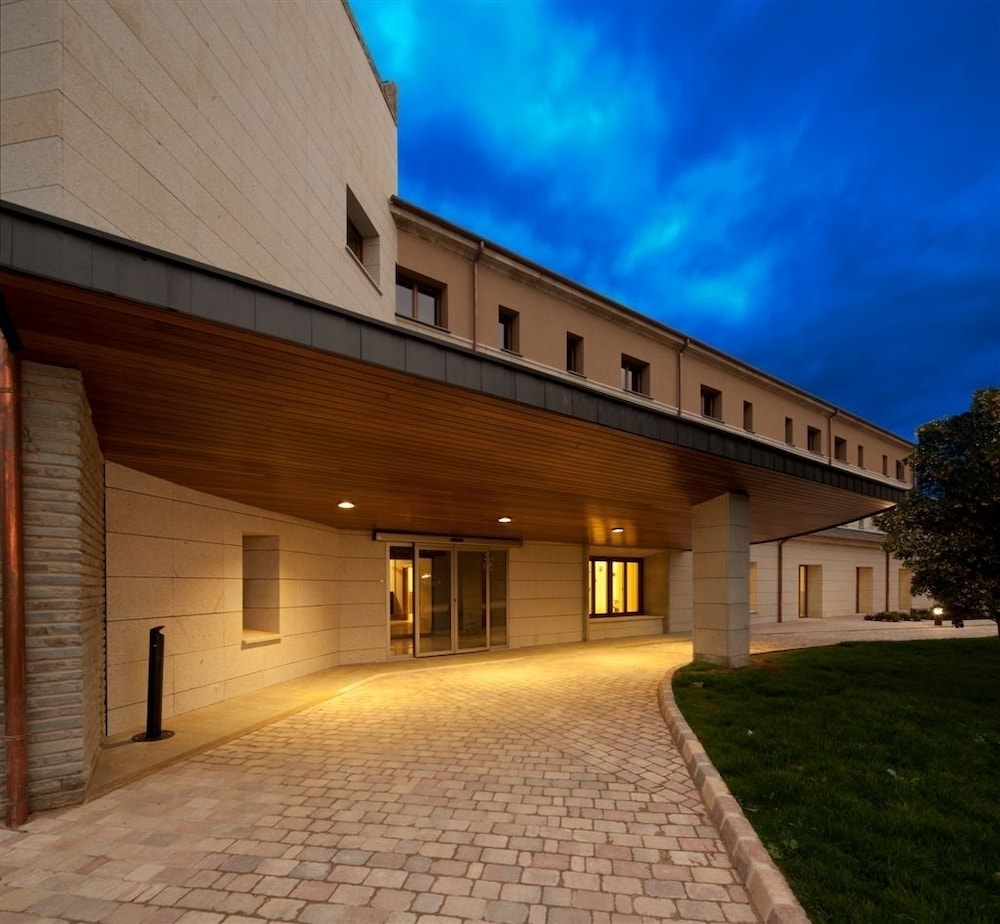 Parador De Villafranca Del Bierzo 39/45
