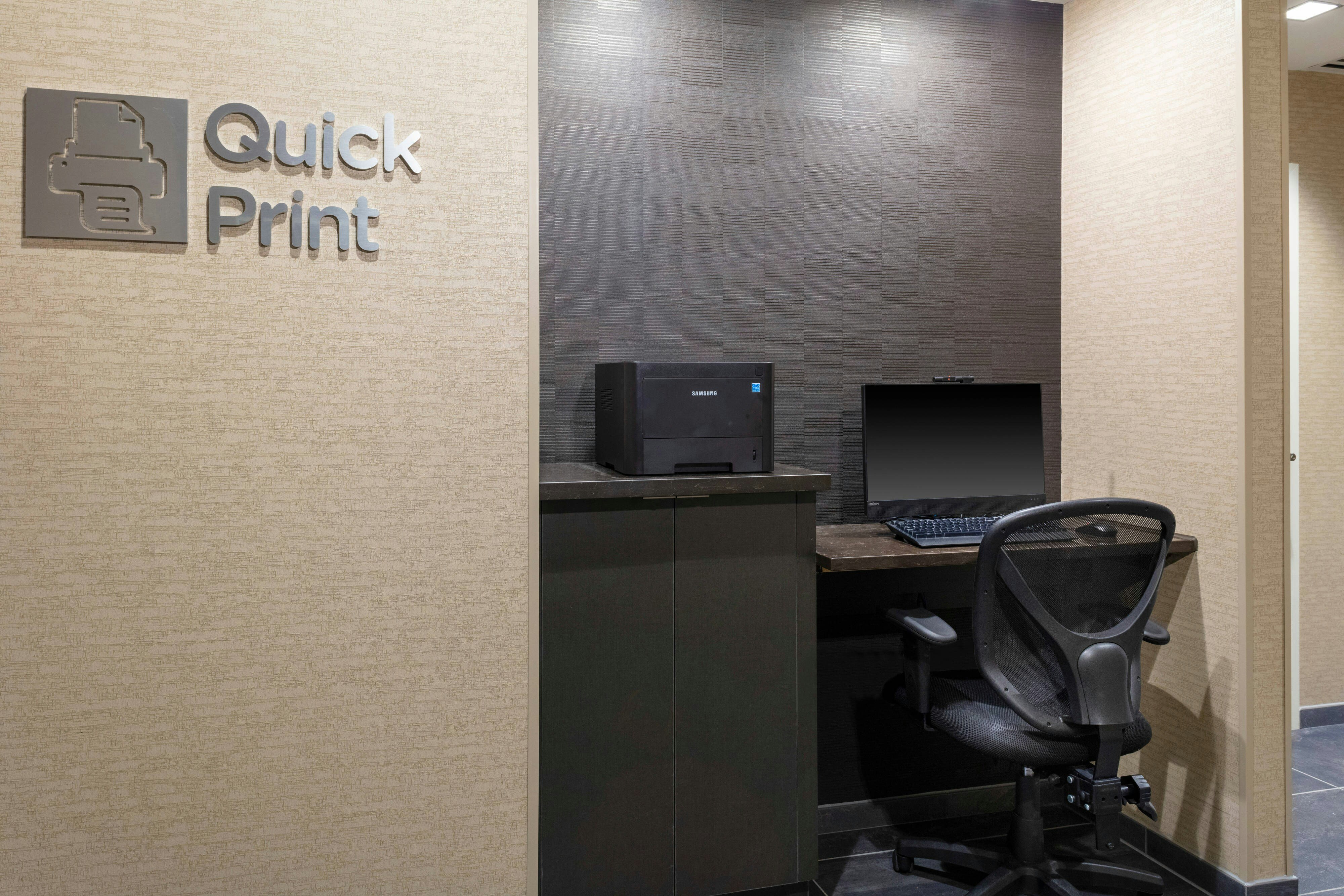 Courtyard By Marriott Indianapolis West-Speedway 38/44